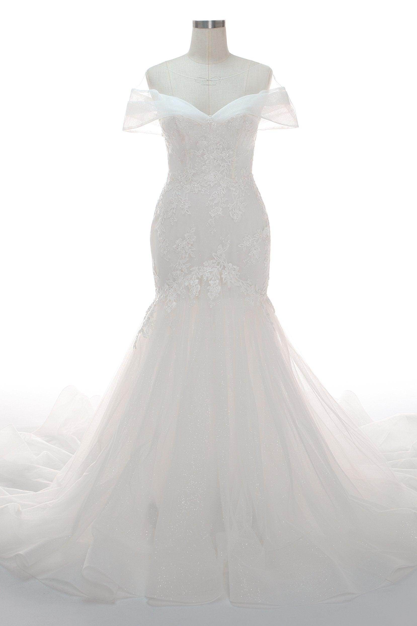 Trumpet-Mermaid Court Train Tulle Wedding Dress CW2401 - COCOMELODY
